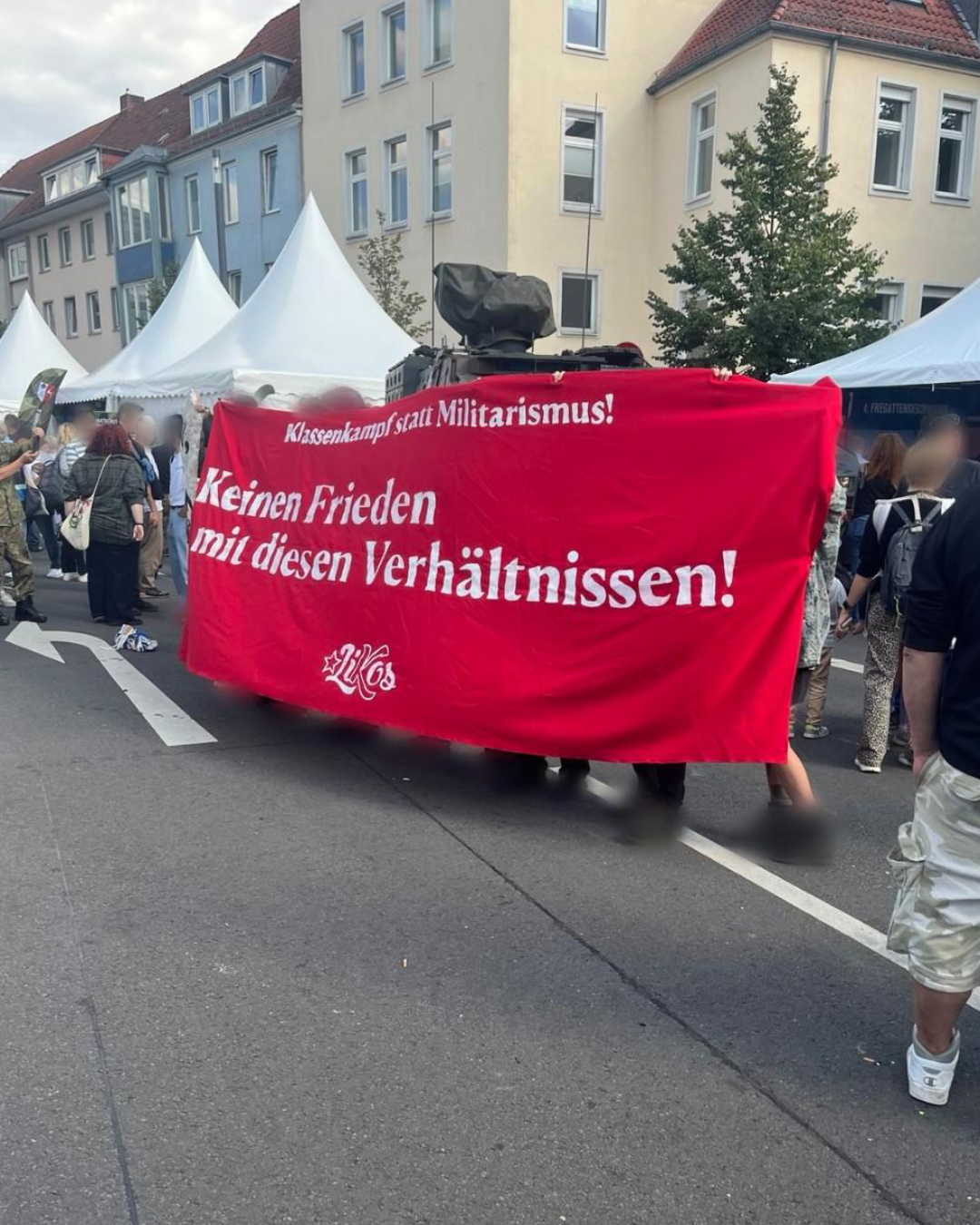 Antimilitaristische Aktion auf dem „Niedersachsen- Tag“